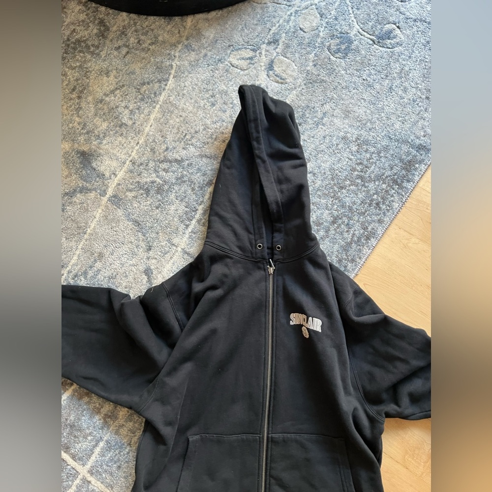 Sinclair Zip up